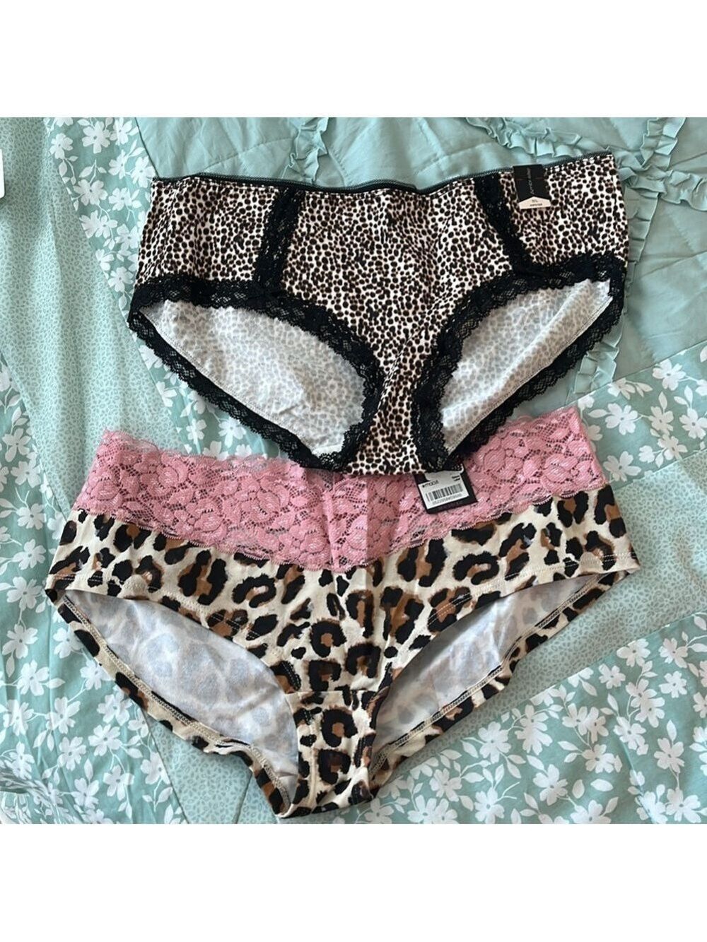 Set of two panties